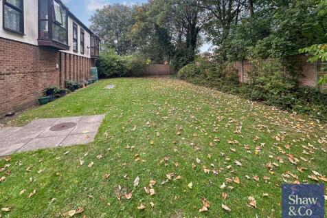 IMG_6386 - garden 2.jpg