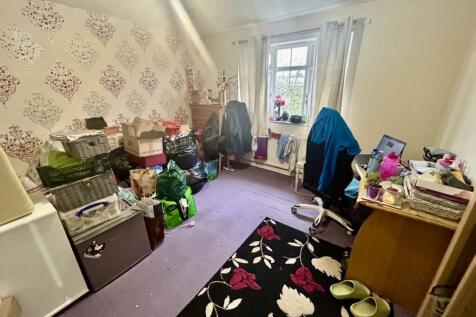 Bedroom 2.jpg