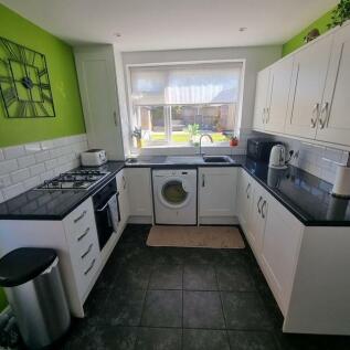Kitchen Main.jpg