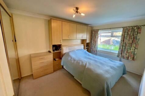 Bedroom One.jpg