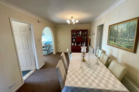Dining Room.jpg