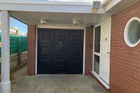 Gable End Car Port.jpg