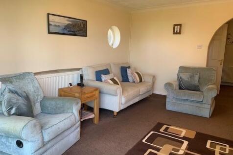 Gable End Lounge1.jpg