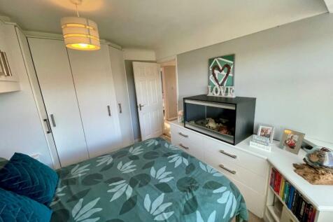 Master Bedroom.jpg