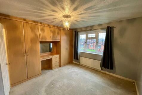 Master Bedroom.jpg