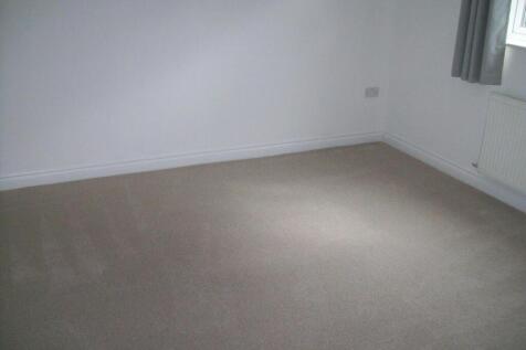Bedroom .JPG