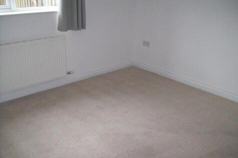 Bedroom 1.JPG