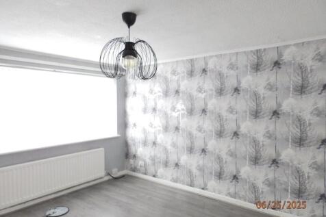 Lounge 2 .JPG