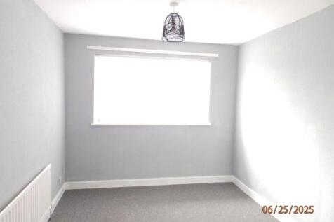 Main Bedroom.JPG