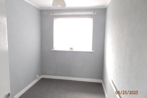 Third Bedroom.JPG