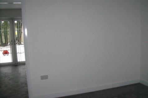 Lounge 2.JPG