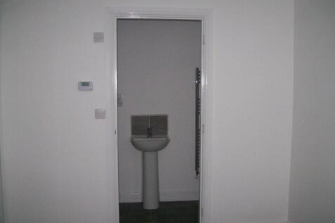 Main Bedroom 2A.JPG