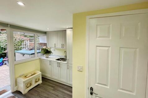 912b8c2f--400B-BA72-B4FEB42E099C-91987-00000CEDB73