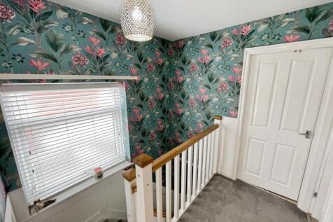 ca1bdcaf--4E26-BB99-F60873A37148-91996-00000CEE5D4