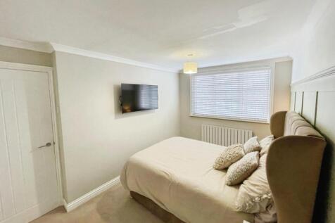 513cee55--4A6D-8B74-E99F7A7A8451-13671-00000FFDA71