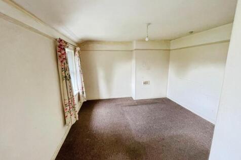 6b3647f9--4F52-96AC-7F835A75E99A-53518-00001570E79