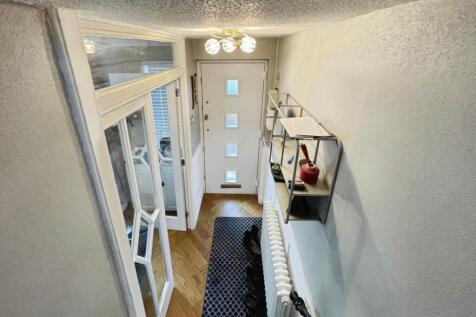 c39c4a00--4D48-93EF-C10FFEE01259-19756-000002A8D3F