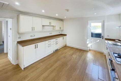 88764cff--49DD-B56C-5283EE1E10E8-53365-0000078D74D