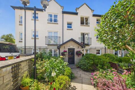 Main 23 Wallace Court