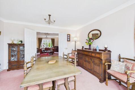Dining/sunroom