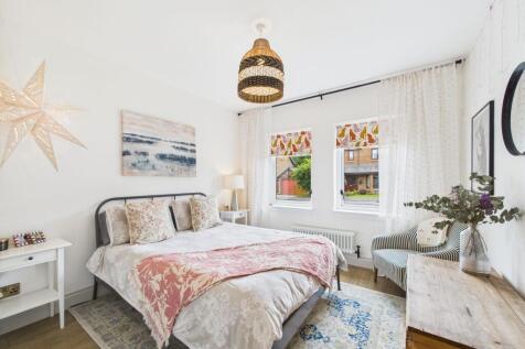 Ground floor bedroom