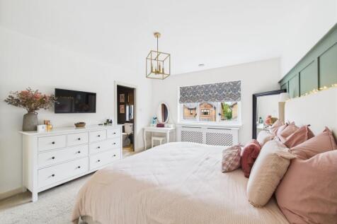 Bedroom One, aspect 2