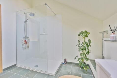 Master ensuite