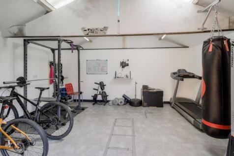 Garage House 039.jpg