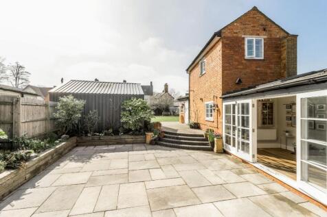 Garage House 040.jpg