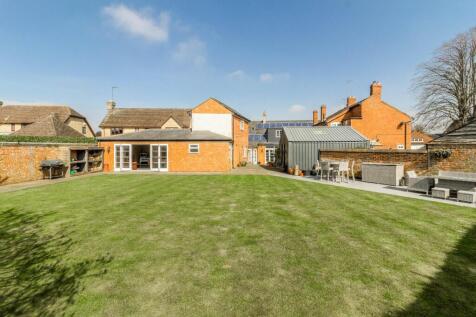 Garage House 046.jpg