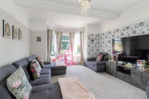 29-31 Finedon Road 006.jpg