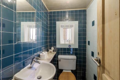 29-31 Finedon Road 012.jpg