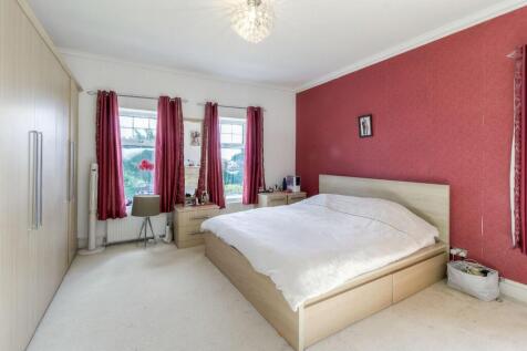 29-31 Finedon Road 013.jpg
