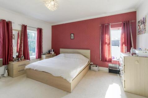 29-31 Finedon Road 014.jpg