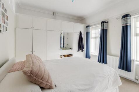 29-31 Finedon Road 020.jpg