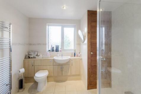 29-31 Finedon Road 022.jpg