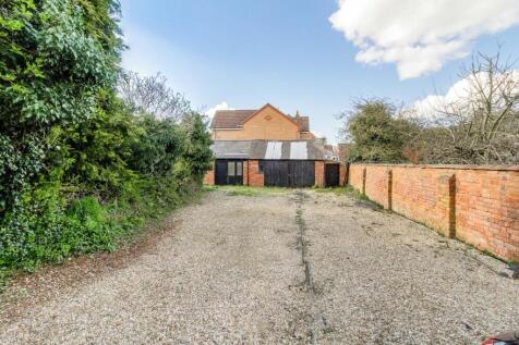 29-31 Finedon Road 035.jpg