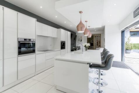 58 York Road 003.jpg