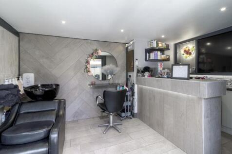 58 York Road 017.jpg