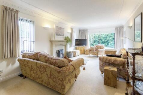 1 Manor Garden Court 003.jpg