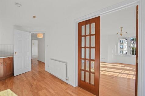 10_flat 2 3 (8).jpg