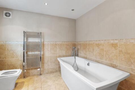 13_pilmuir holdings (19).jpg