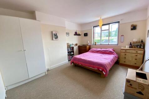 Bedroom 2.jpeg