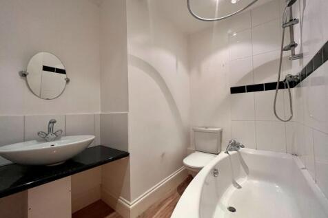 Bathroom.jpeg