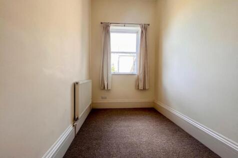 Bedroom 2.jpeg