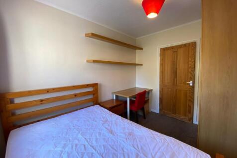 Bedroom 1.jpeg