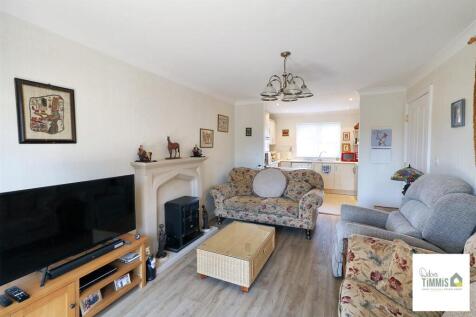 Open-Plan Lounge/Kitchen