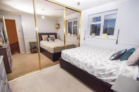 101 lowestoft drive front bedroom.JPG