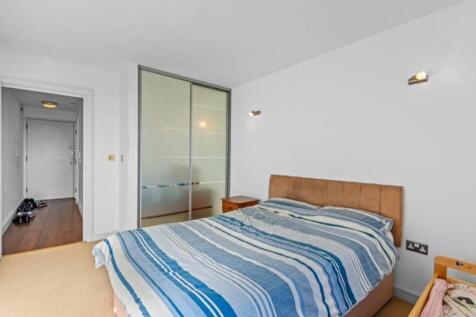 WhatsApp Image 2025-11-07 at 16.06.40 (4).jpeg