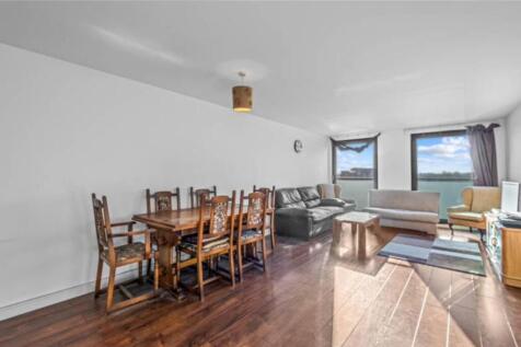 WhatsApp Image 2025-11-07 at 16.06.40 (6).jpeg